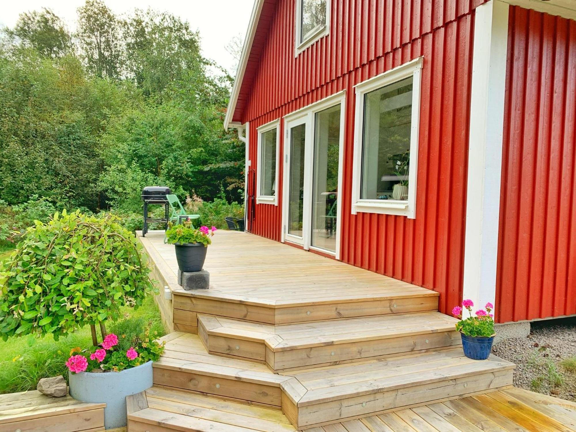 The Blomsholm Cabin - Recharge Your Electric Car Strömstad Exterior foto