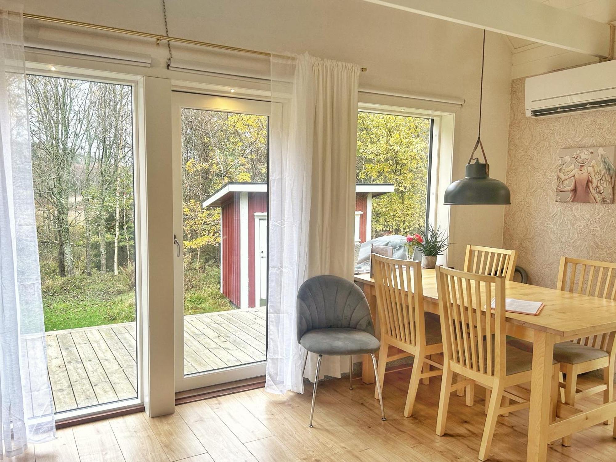 The Blomsholm Cabin - Load Your Electric Car Strömstad Exterior foto